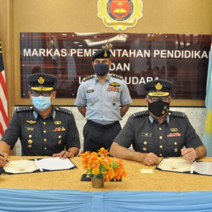 UPACARA SERAH TERIMA TUGAS PENGARAH LATIHAN MARKAS PEMERINTAHAN PENDIDIKAN DAN LATIHAN UDARA (MPPLU)