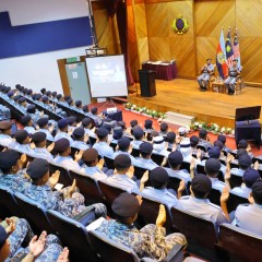 MAJLIS PEMAKAIAN PANGKAT PEGAWAI DAN LLP SERTA PENYAMPAIAN SUMBANGAN WANG KEBAJIKAN