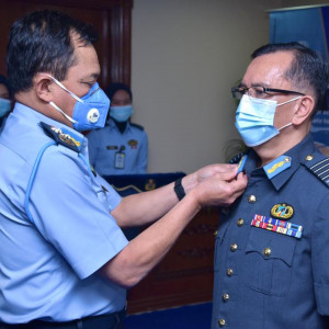 TUJUH PEGAWAI KANAN TUDM DINAIKKAN PANGKAT