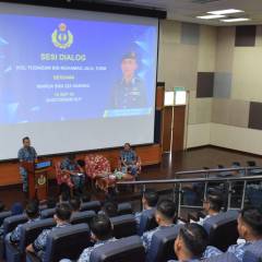 SESI DIALOG KETUA STAF OPERASI DAN KESELAMATAN MARKAS REJIMEN TUDM (MAREJ) BERSAMA WARGA SKN 222 HANDAU