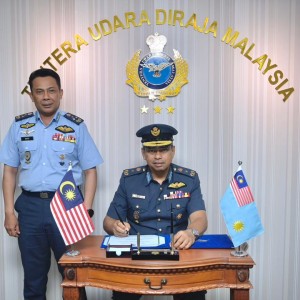 TIMBALAN PANGLIMA TENTERA UDARA TERIMA KUNJUNGAN HORMAT PERSARAAN BRIG JEN DATO’ ABDUL HALIM BIN ABU HASSAN TUDM