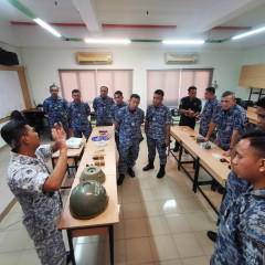 LAWATAN KE PANGKALAN TENTERA LAUT DIRAJA MALAYSIA, LUMUT