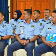 PENUTUP KELAS BAHASA INGGERIS INTERMEDIATE ENGLISH FOR OFFICERS (IEFO) SIRI 1/2022 PU GONG KEDAK
